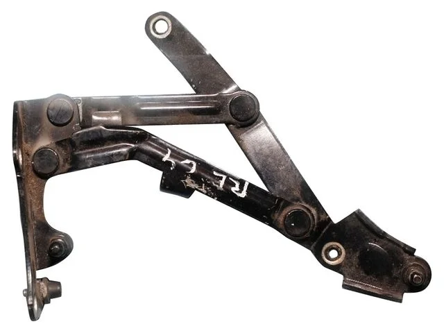 Петля крышки багажника левая MITSUBISHI LANCER X CY 2007-2010, LANCER X CY 2010-2014