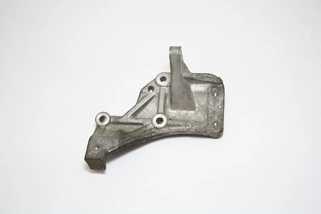 Кронштейн генератора MITSUBISHI OUTLANDER XL CW 2007-2010, OUTLANDER XL CW 2010-2012, OUTLANDER GF 2015-2018, OUTLANDER GF 2012-2014