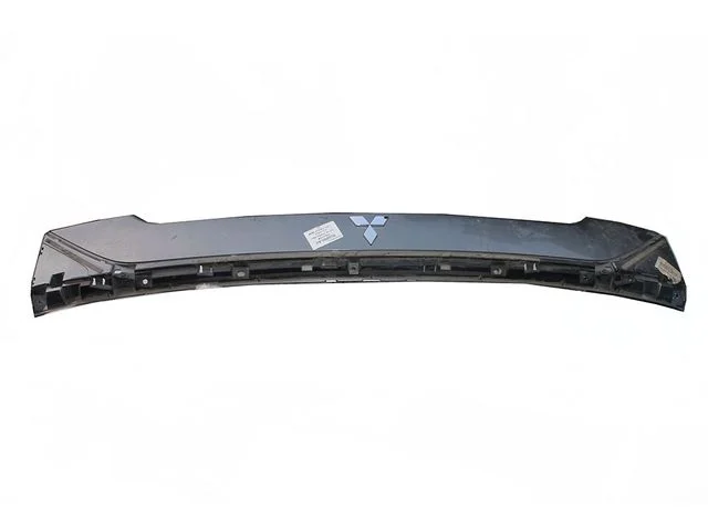 Накладка крышки багажника (дефект) MITSUBISHI OUTLANDER GF 2012-2014, OUTLANDER GF 2014-2015