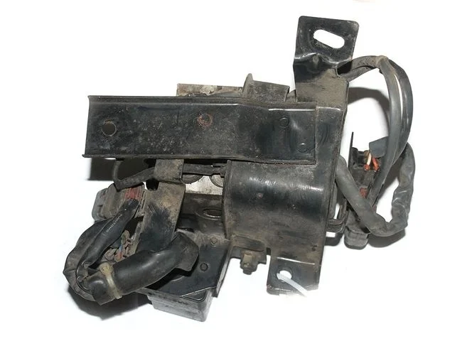Блок ABS MITSUBISHI PAJERO II / MONTERO II V1 / V2 / V3 / V4 1991-1996, PAJERO II / MONTERO II V1 / V2 / V3 / V4 1997-2000