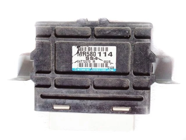 Блок управления полным приводом MITSUBISHI PAJERO III / MONTERO III V6 / V7 2000-2002, PAJERO III / MONTERO III V6 / V7 2003-2006