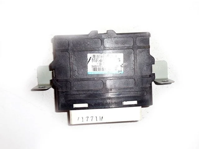 Блок управления полным приводом MITSUBISHI PAJERO III / MONTERO III V6 / V7 2000-2002, PAJERO III / MONTERO III V6 / V7 2003-2006