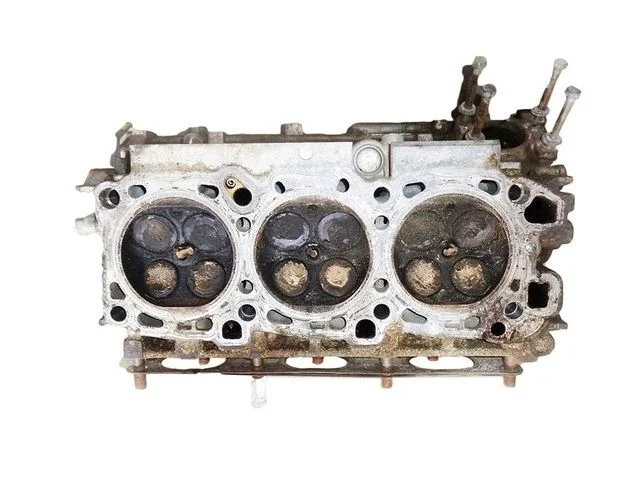 Головка блока цилиндров левая MITSUBISHI PAJERO III / MONTERO III V6 / V7 2000-2002, PAJERO III / MONTERO III V6 / V7 2003-2006