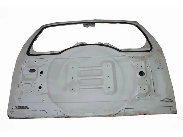 Крышка багажника MITSUBISHI PAJERO IV / MONTERO IV V8 / V9 2006-2011, PAJERO IV / MONTERO IV V8 / V9 2011-2014