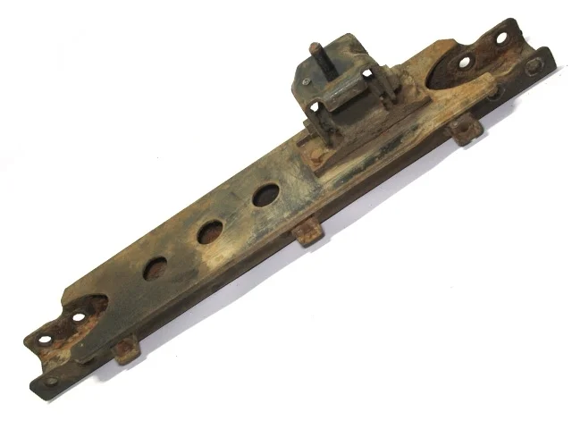 Траверса переднего редуктора MITSUBISHI PAJERO SPORT I / MONTERO SPORT I K9 2005-2008, PAJERO SPORT I / MONTERO SPORT I K9 2000-2004