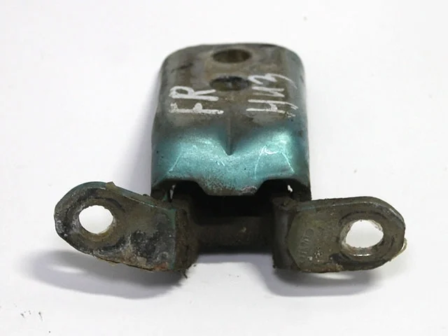 Петля двери передней правой нижняя NISSAN ALMERA N16 2003-2006, ALMERA N16 2000-2003