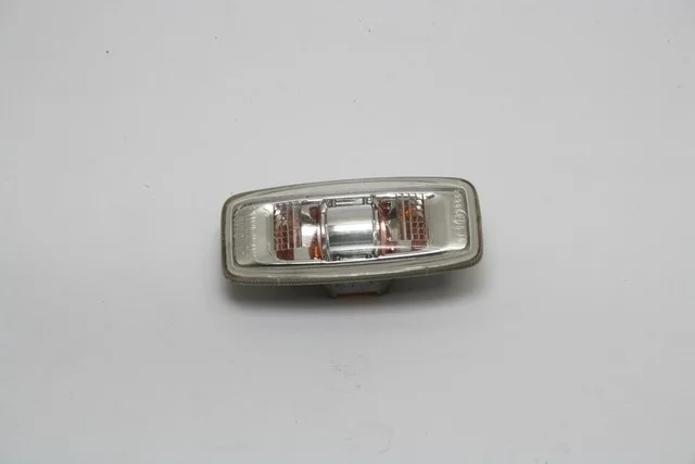 Повторитель поворота NISSAN ALMERA G15RA 2013-, MURANO Z50 2003-2008, PATROL Y61 2004-2010, PATROL Y62 2010-2014, X-TRAIL T31 2007-2011