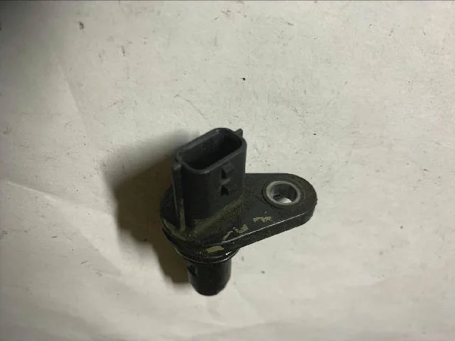 Датчик положения коленвала NISSAN JUKE YF15 2014-2019, NOTE E11 2008-2012, TIIDA C13 2015-2018, JUKE YF15 2010-2014, QASHQAI J10 2006-2010
