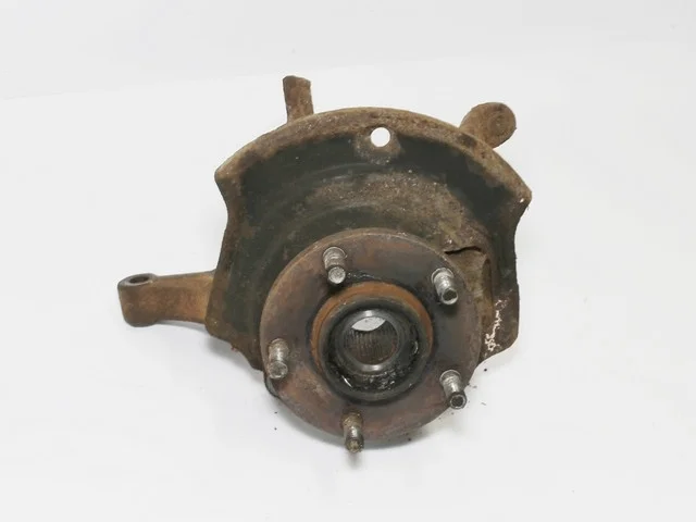 Кулак поворотный левый INFINITI INFINITI I35 A33 2000-2004, NISSAN MAXIMA V A33 1999-2006