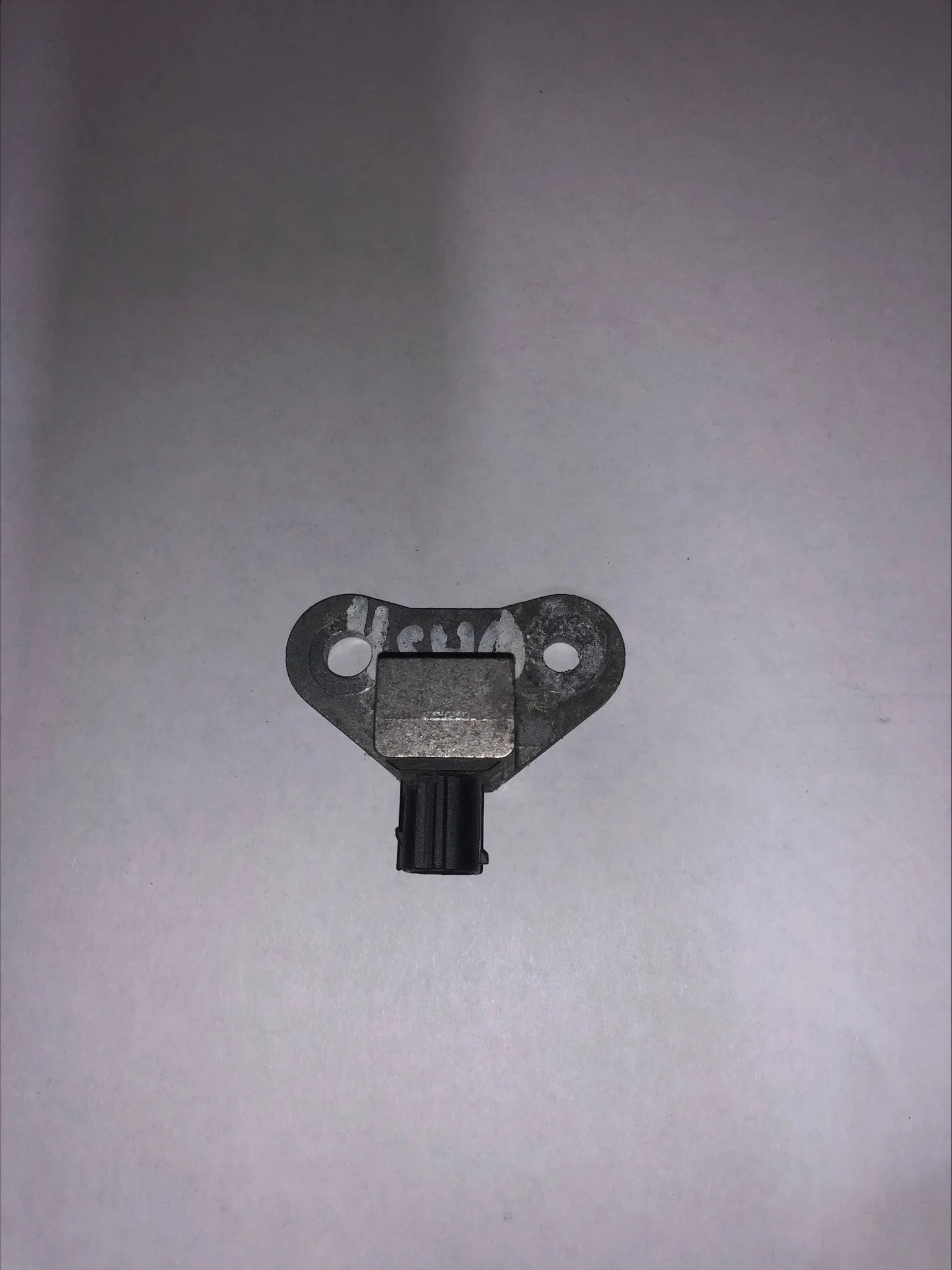 Датчик удара передний NISSAN X-TRAIL T31 2007-2011, X-TRAIL T31 2010-2015, QASHQAI J10 2006-2010, QASHQAI J10 2010-2013
