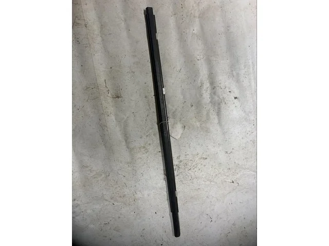 Молдинг водослива двери передней левой NISSAN QASHQAI J10 2006-2010, QASHQAI J10 2010-2013