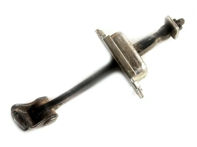 Ограничитель фиксатор двери задней левой=правой NISSAN QASHQAI J10 2006-2010, QASHQAI J10 2010-2013