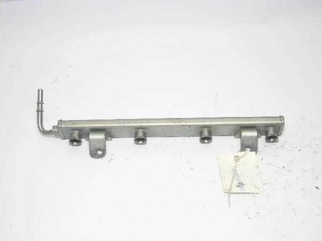 Рампа топливная NISSAN TIIDA C11 2007-2014, X-TRAIL T31 2007-2011, X-TRAIL T31 2010-2015, QASHQAI J10 2006-2010, QASHQAI J10 2010-2013
