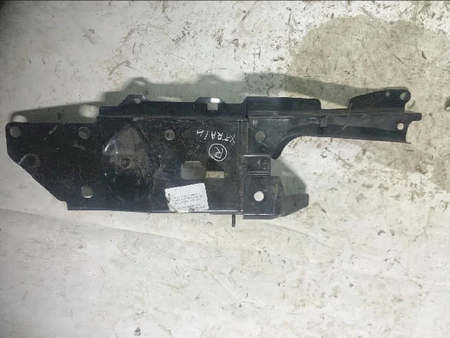 Суппорт радиатора NISSAN X-TRAIL T31 2007-2011, X-TRAIL T31 2010-2015