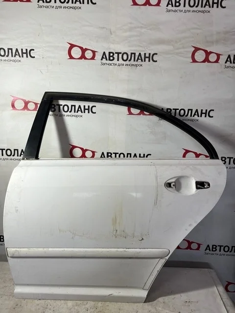 Дверь задняя левая (потертости) AZT250 TOYOTA AVENSIS T250 2006-2008, AVENSIS T250 2003-2006