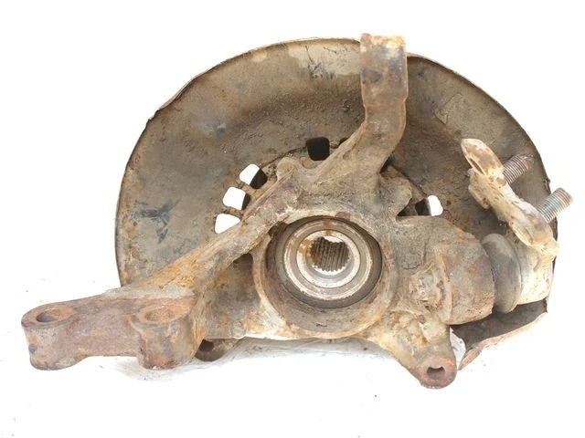 Кулак поворотный правый TOYOTA CAMRY XV30 2001-2004, CAMRY XV30 2004-2006, WINDOM V30 2001-2004, LEXUS ES IV 300 MCV30 2001-2003