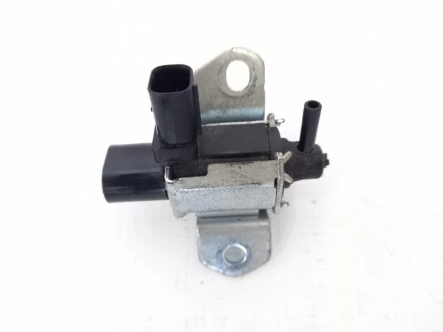 Клапан электромагнитный вакуумный GY3W MAZDA MAZDA 5 CW 2010-2015, MAZDA 3 BL 2008-2011, MAZDA 3 BL 2011-2013, MAZDA 6 GG / GY 2002-2005