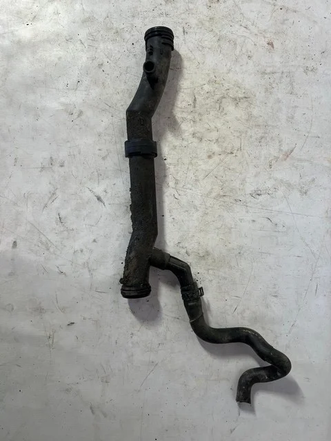 Трубка системы охлаждения 137 VOLKSWAGEN SCIROCCO III 2008-2014, TOURAN I 1T1 / 1T2 2006-2010