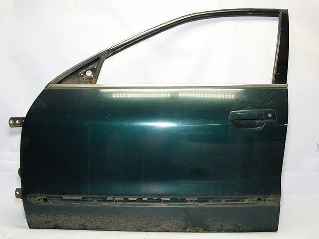 Дверь передняя левая (дефект ржавчина) EA3A MITSUBISHI GALANT АМЕРИКА EA 2002-2003, GALANT АМЕРИКА EA 1998-2001