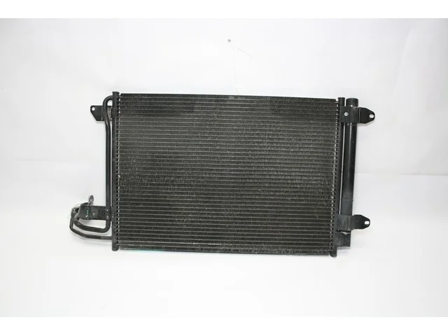 Радиатор кондиционера 5K1 VOLKSWAGEN TOURAN II 1T3 2010-2015, JETTA V 1K2 / 1K5 2005-2011, GOLF VI 5K1 / AJ5 2009-2013, SKODA SUPERB II 3T 2008-2013