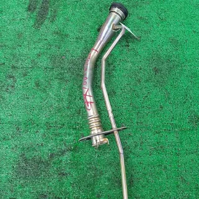 Горловина заливная бака топливного GX100 TOYOTA MARK II X100 1996-1998, MARK II X100 1998-2000