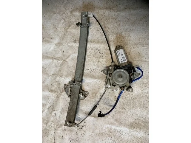 Стеклоподъемник двери передней левой NISSAN ALMERA N16 2003-2006, ALMERA N16 2000-2003