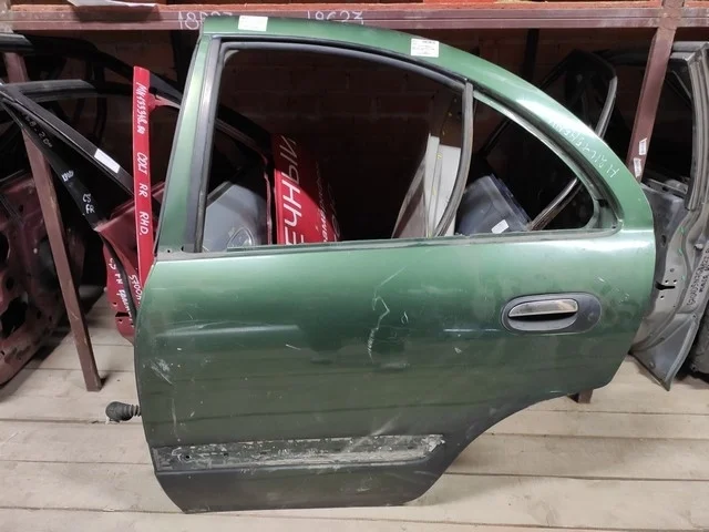 Дверь задняя левая (дефект) NISSAN ALMERA N16 2003-2006, ALMERA N16 2000-2003
