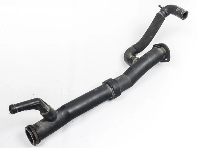 Трубка системы охлаждения 1T1 VOLKSWAGEN JETTA VI 162 / 163 / AV2 / AV3 2010-2014, PASSAT CC 357 2008-2012, JETTA V 1K2 / 1K5 2005-2011