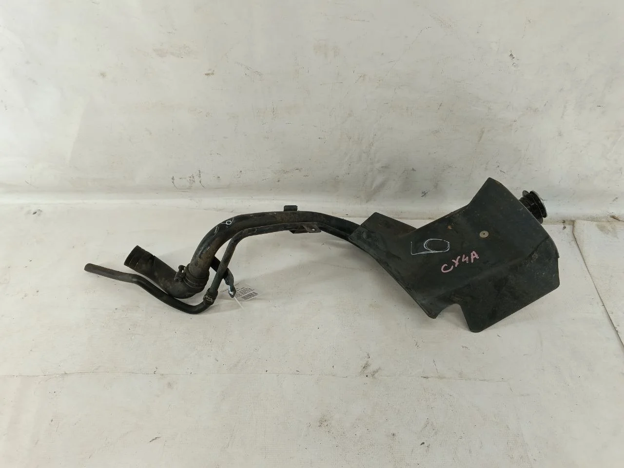 Горловина заливная бака топливного CY4A MITSUBISHI LANCER X CY 2007-2010, LANCER X CY 2010-2014