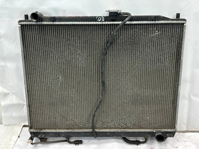 Радиатор охлаждения двигателя V75W MITSUBISHI PAJERO III / MONTERO III V6 / V7 2000-2002, PAJERO III / MONTERO III V6 / V7 2003-2006