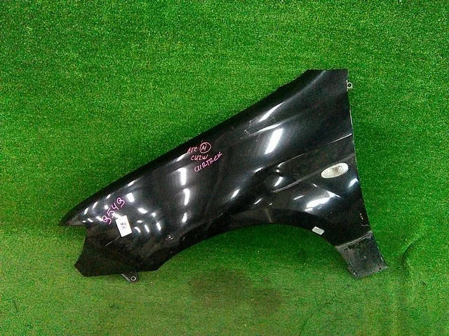 Крыло переднее левое (царапины) CU2W MITSUBISHI OUTLANDER CU 2003-2007, AIRTREK CU 2001-2005