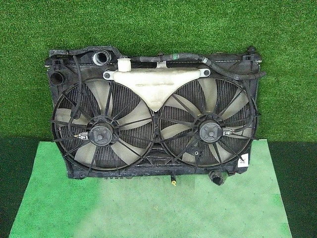 Радиатор охлаждения двигателя GRX120 TOYOTA MARK X X130 2009-2012, MARK X X130 2012-2016, MARK X X130 2016-2020, MARK X X120 2004-2006