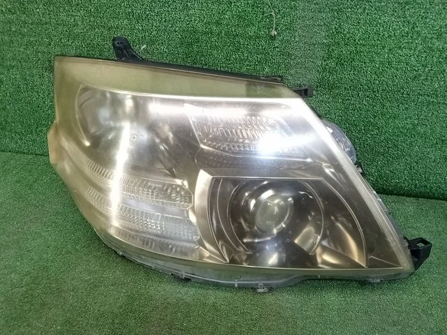 Фара правая (под полировку) ANH10 TOYOTA ALPHARD H10 2005-2008