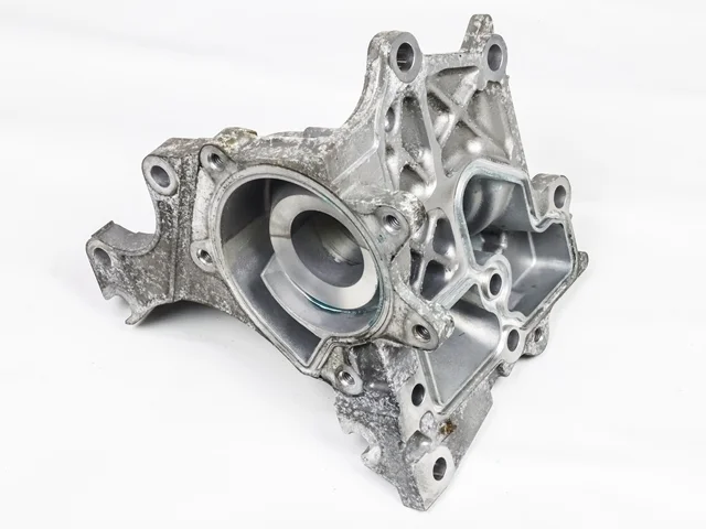 Корпус насоса водяного C26 NISSAN SERENA IV C26 2010-2013, SERENA IV C26 2013-2016