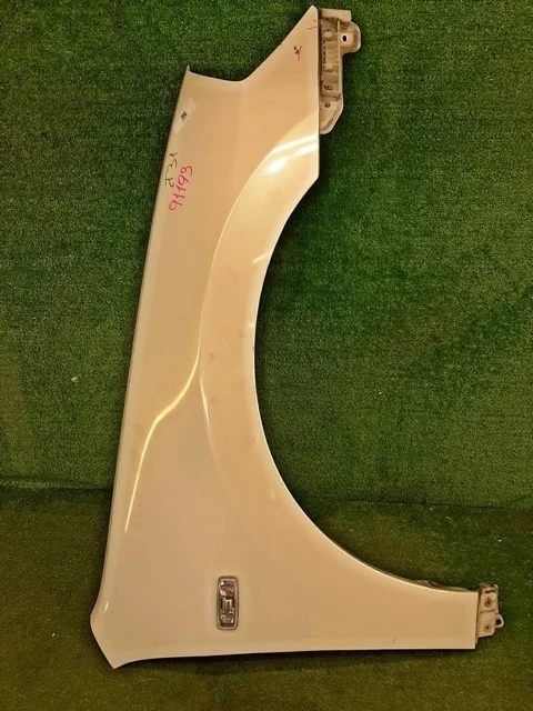 Крыло переднее правое (скол ЛКП) J31 NISSAN TEANA J31 2003-2005, TEANA J31 2006-2008