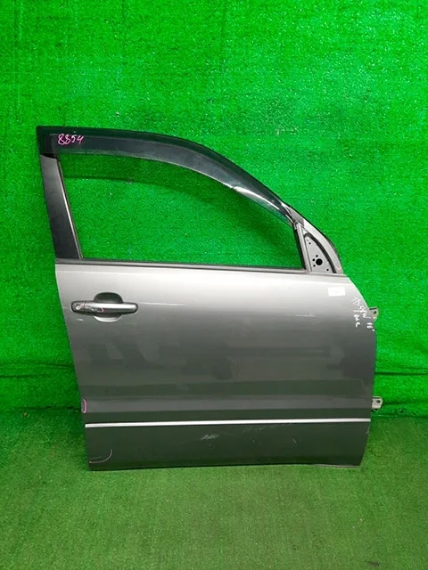 Дверь передняя правая (потерта) TD54W SUZUKI GRAND VITARA II JT / TE / TD 2005-2008, GRAND VITARA II JT / TE / TD 2008-2012
