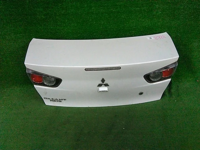 Крышка багажника (потерта) CY4A MITSUBISHI LANCER X CY 2007-2010, LANCER X CY 2010-2014