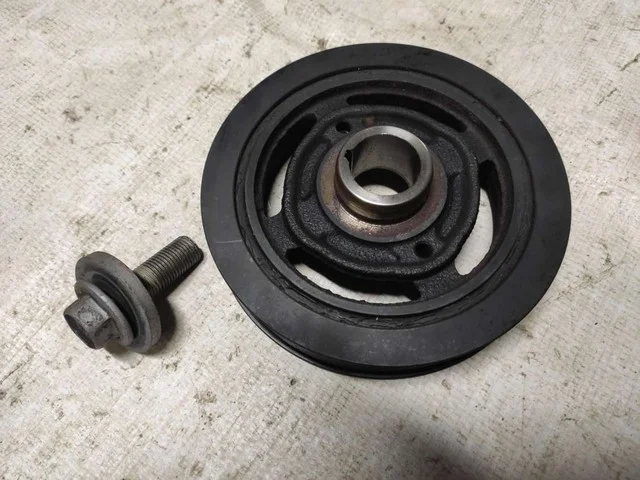 Шкив коленвала AZT251 TOYOTA PREVIA R30 2000-2003, AVENSIS T220 1997-2003, HARRIER XU30 2003-2013, OPA XT10 2000-2005, CAMRY XV40 2006-2009