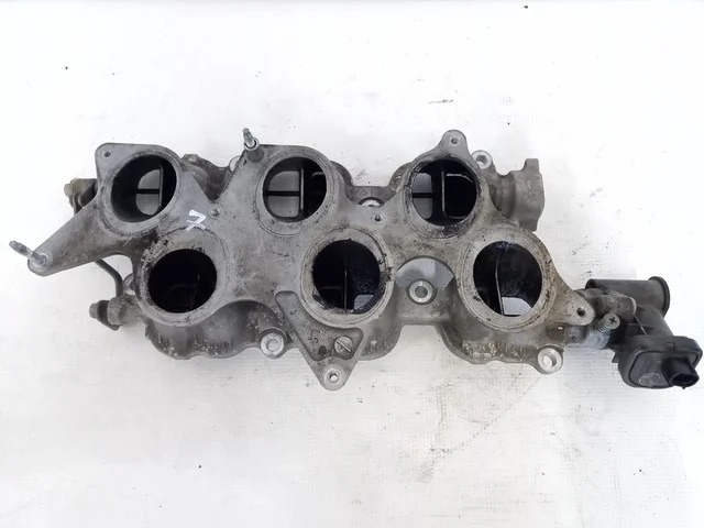 Коллектор впускной нижняя часть GSE20 LEXUS IS II 250/350 XE20 2005-2008