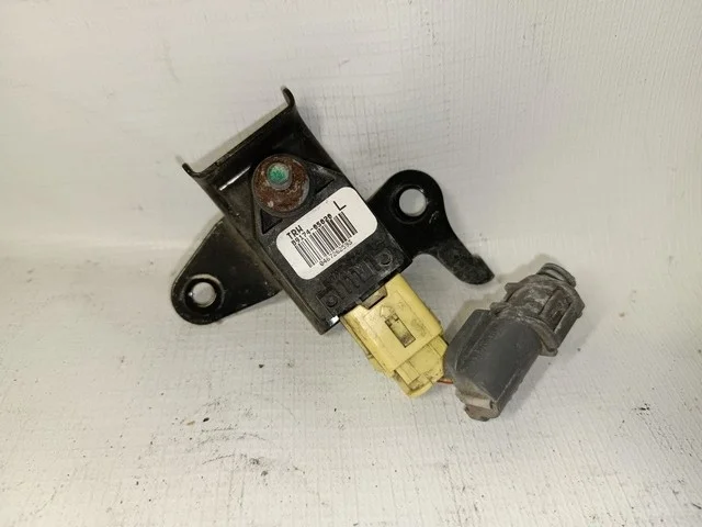 Датчик удара передний левый AZT251 TOYOTA AVENSIS T250 2006-2008, AVENSIS T250 2003-2006