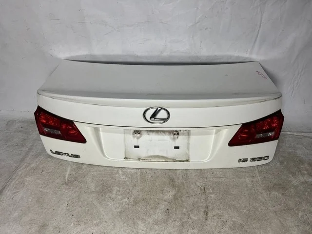 Крышка багажника (хорошее состояние) GSE20 LEXUS IS II 250/350 XE20 2005-2008, IS II 250/350 XE20 2008-2010