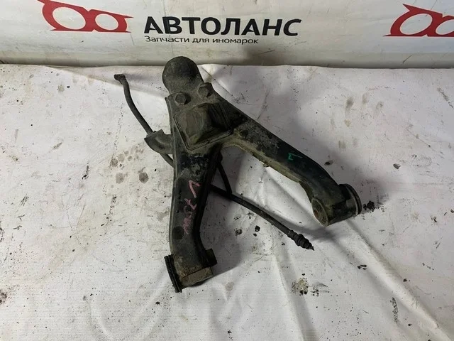 Рычаг подвески задний левый верхний V75W MITSUBISHI PAJERO III / MONTERO III V6 / V7 2000-2002, PAJERO III / MONTERO III V6 / V7 2003-2006