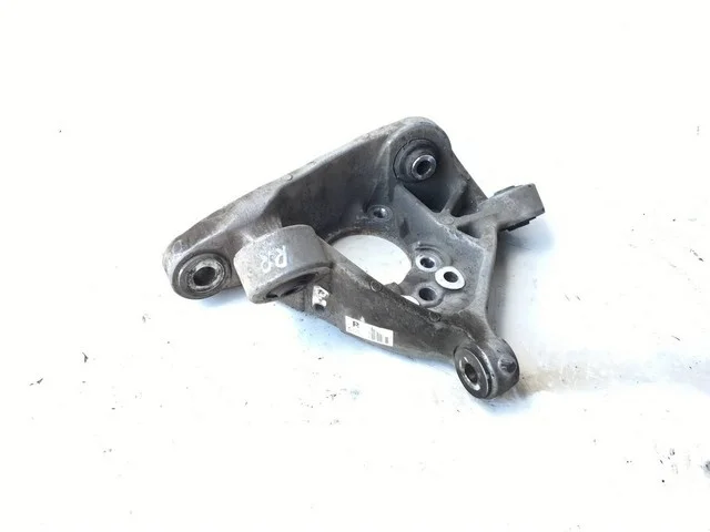 Кулак задний правый GSE20 LEXUS GS III 300/400/430 S190 2005-2007, GS III 300/400/430 S190 2007-2011