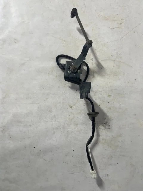 Датчик положения кузова задний CW5W MITSUBISHI OUTLANDER XL CW 2007-2010, OUTLANDER XL CW 2010-2012, RVR III GA 2010-2012, ASX GA 2010-2012