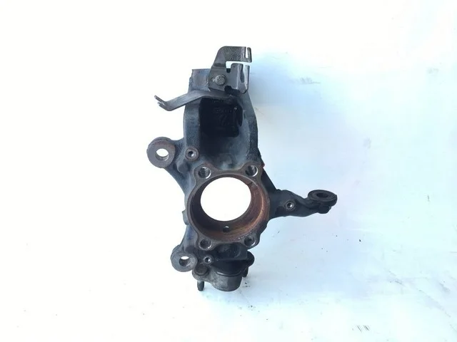 Кулак поворотный левый 5N VOLKSWAGEN JETTA V 1K2 / 1K5 2005-2011, GOLF V 1K1 / 1K5 2003-2009, GOLF VI 5K1 / AJ5 2009-2013, CADDY III 2K / 2C 2004-2010