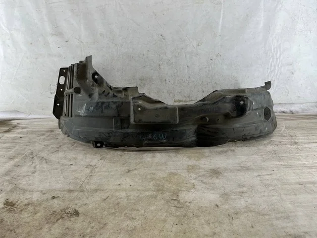 Подкрылок передний левый CW5W MITSUBISHI OUTLANDER XL CW 2007-2010, OUTLANDER XL CW 2010-2012
