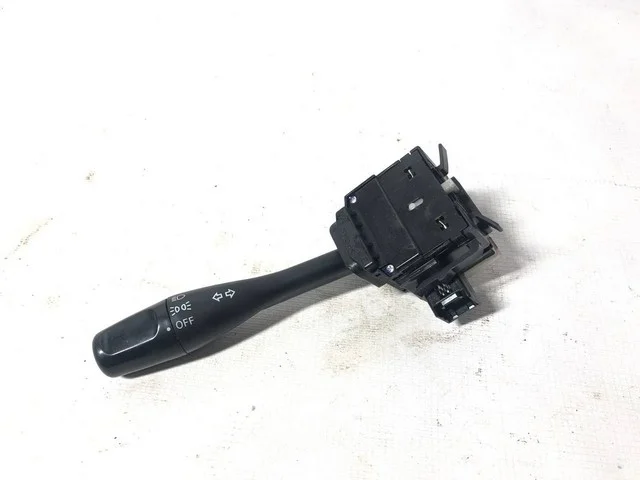 Переключатель подрулевой правый DM1A MITSUBISHI LANCER IX CS 2003-2005, LANCER IX CS 2005-2010, GALANT DJ 2003-2008, GALANT DM 2008-2012