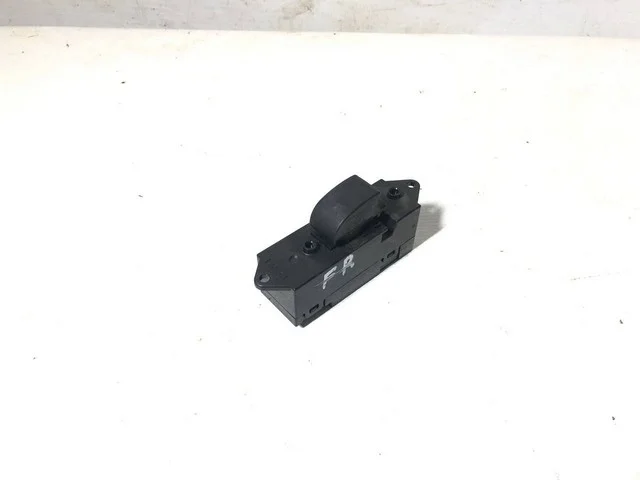 Кнопка стеклоподъемника двери CS3W MITSUBISHI LANCER IX CS 2003-2005, LANCER IX CS 2005-2010