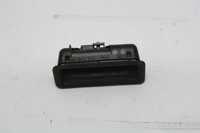Кнопка открывания крышки багажника E91 BMW 3-Series E90 / E91 2005-2012