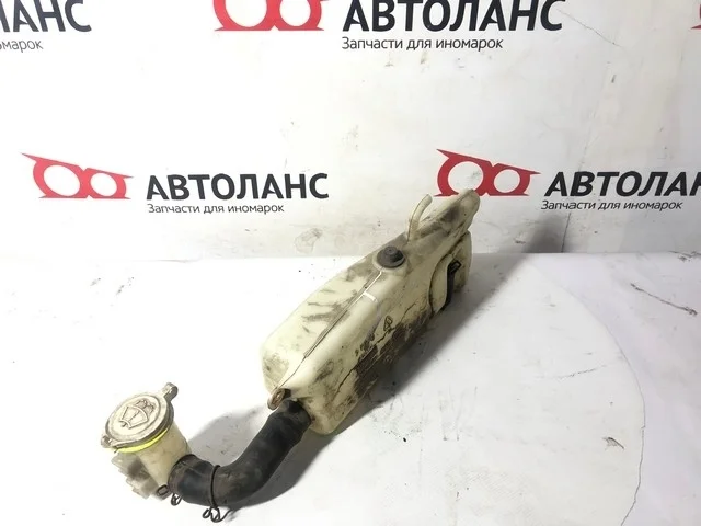 Бачок омывателя V25W MITSUBISHI PAJERO II / MONTERO II V1 / V2 / V3 / V4 1991-1996, PAJERO II / MONTERO II V1 / V2 / V3 / V4 1997-2000